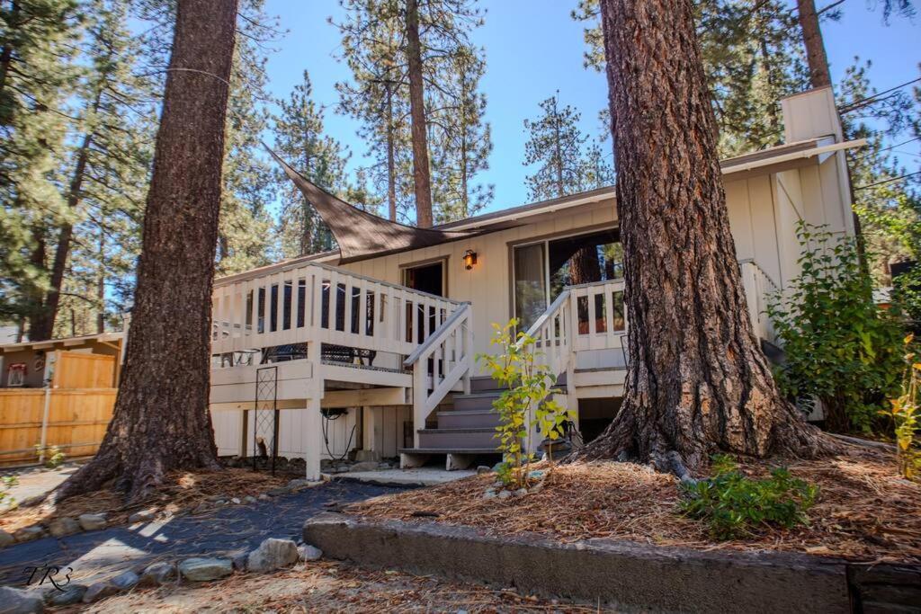 Pinetree Place Villa Wrightwood Exterior photo